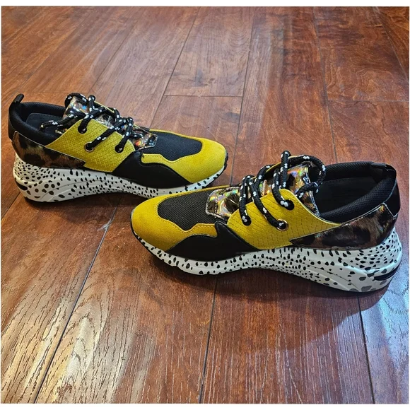 Steve Madden Womens Cliff Trainer - Yellow / Multi, Size 8.5 W, 7M - Picture 4 of 6